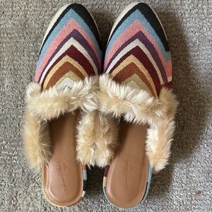 Universal Thread Multicolor Fur-Lined Mules